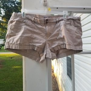 Tan American Eagle shorts
